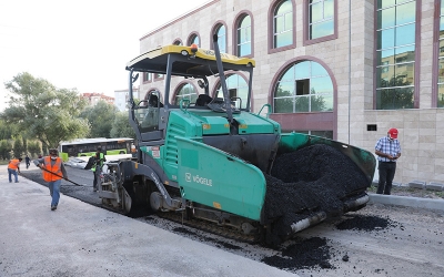 Körfez’de asfalt çalışmaları sürüyor