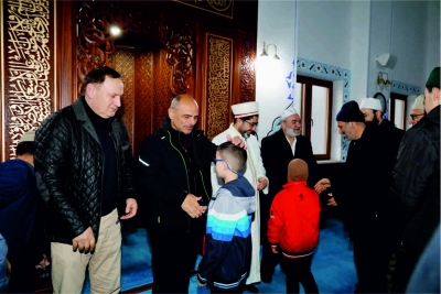 Körfezliler sabah namazında buluştu