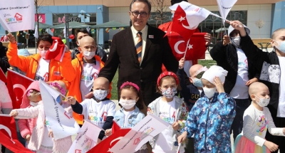 LÖSEV SAĞLIK KENTİ’NDE 23. NİSAN COŞKUSU