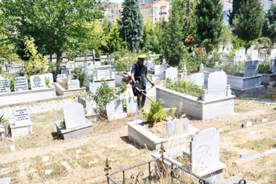 Mezarlıklar bayram hazır