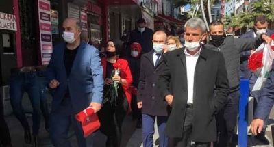 MHP Çayırova kadınları unutmadı