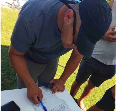 para dolu çantayı sahibine ulaştırdı