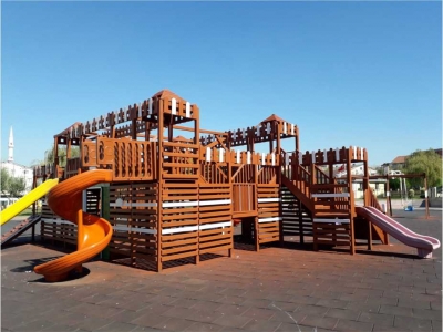 PARKLAR ŞIK VE MODERN HALE GETİRİLİYOR