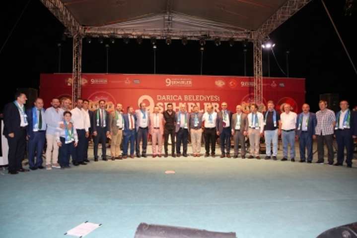 RİZELİLER DARICA’YA SIĞMADI