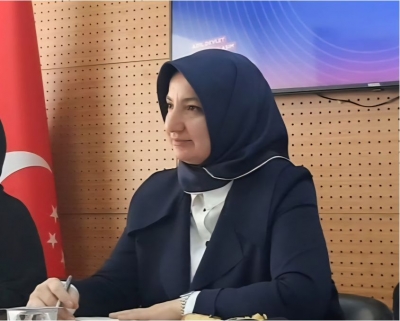saadet partisi il kadın kolları bayrak değişimi
