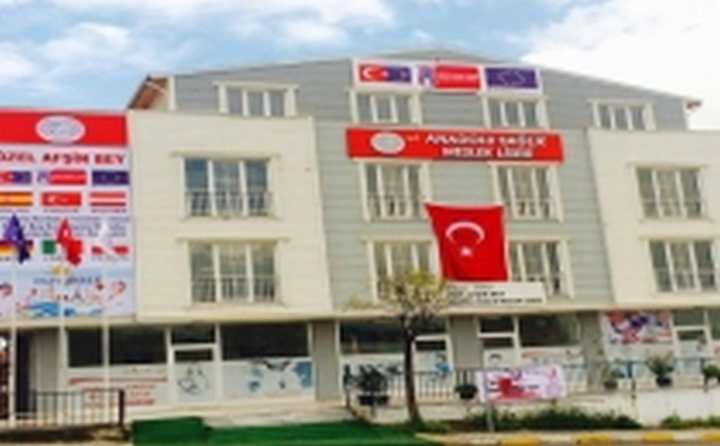 SAĞLIK EĞİTİMİNDE AFŞİN BEY FARKI