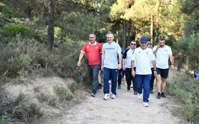 SAĞLIK İÇİN YÜRÜDÜLER