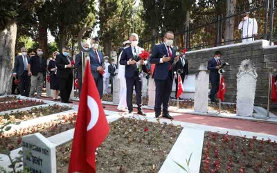 Şehitlerimiz bu bayram da unutulmadı