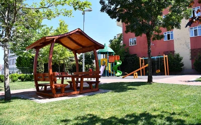 Şehitlik Parkı yenilendi