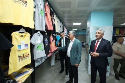 Sevgi Mağazası İhtiyaç Sahiplerinin Yanında