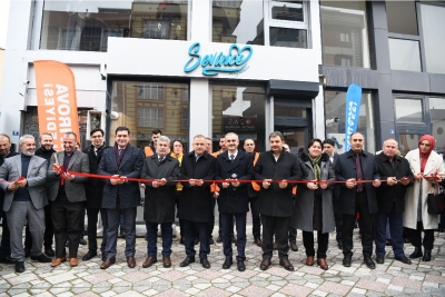  Sevince Mağazası’ndan giyinecek