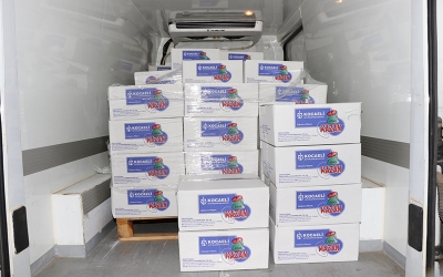 Sofralarına sıcak yemek gidiyor