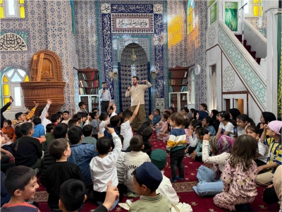 “Sosyal etkilerde görülen her faktöre inanmayın”