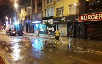 Temizlik İşlerinden Gece Mesaisi
