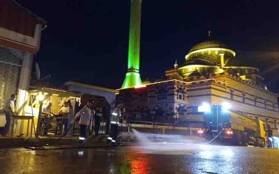  Temizlik İşlerinden Gece Mesaisi