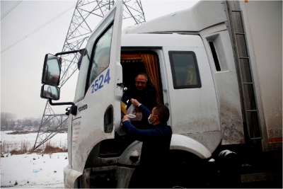 TIR şoförlerine kumanya   