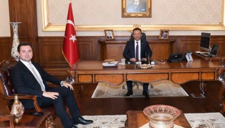 TOBB TÜRKİYE FUARCILIK MECLİS BAŞKANINDAN VALİ AKSOY'A HAYIRLI OLSUN ZİYARETİ