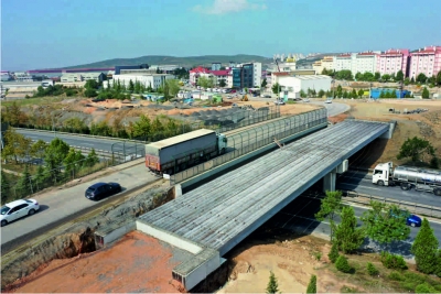  Turgut Özal Köprüsü’nde kiriş montajı yapıldı