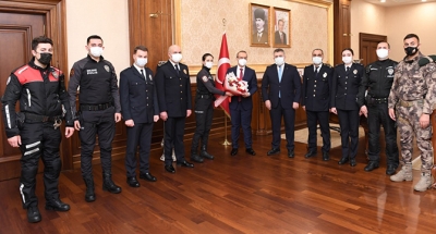  Türk Polis Teşkilatı Hizmetlerine Devam Ediyor