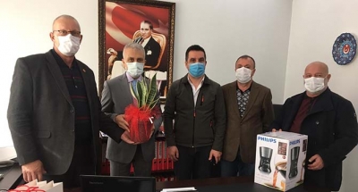 Türk Sağlık Sen’in 14 Mart Tıp Bayramını kutladılar