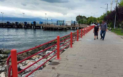 Ulaşlı Sahil Parkı yenileniyor