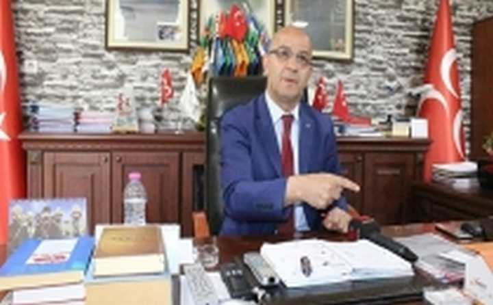 ÜNLÜ KURULTAYLA İLGİLİ AÇIKLAMA YAPTI