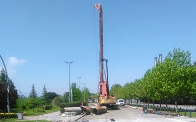 Üst geçit için ilk kazık çakıldı