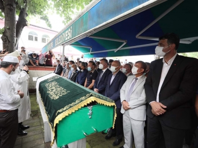 Üzülmez ebediyete uğurlandı