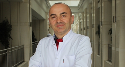Uzun süre ekrana bakmak miyopi sebebi