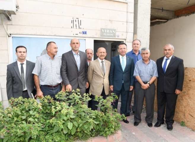 VALİ AKSOY'DAN KARAMÜRSEL ZİRAAT ODASINA İADE-İ ZİYARET