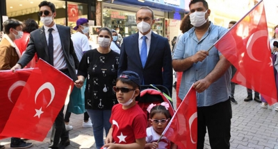 Vali Yavuz: “Bayrak Şuurunu Dimdik Ayakta Tutmalıyız”