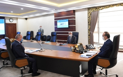 Vali Yavuz Bugünkü Brifinglerini İŞ-KUR ve SGK’ dan Aldı