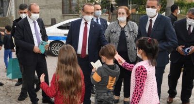 Vali Yavuz, Gönülleri Almaya Devam Ediyor