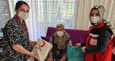 ​Vali Yavuz, Şehit Annelerinin Anneler Günü’nü Kutladı