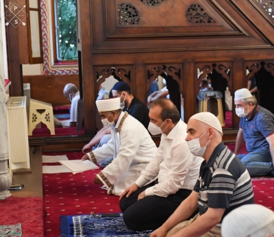 Vali Yavuz, Vatandaşlarla Bayramlaştı