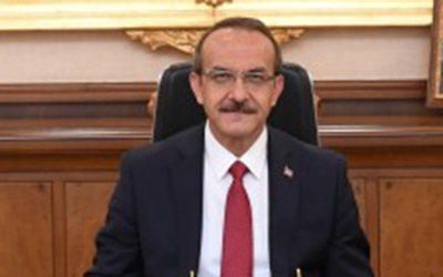 VALİ YAVUZ'DAN BABALAR GÜNÜ MESAJI