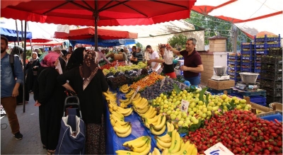 Vatandaşlar yeni kurulan pazardan memnun