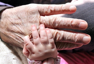 Yaşına uygun bilgi vermek, çocuğa güven veriyor