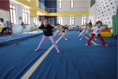 Yaz spor okullarında eğitim başladı