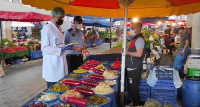 Zabıtadan pazarlarda denetimler